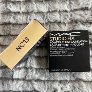 MAC Cosmetics Studio Fix Powder Plus Foundation - NC13 Shade